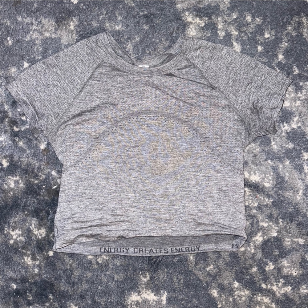 lululemon athletica Heathered Gray Short Sleeve Tee